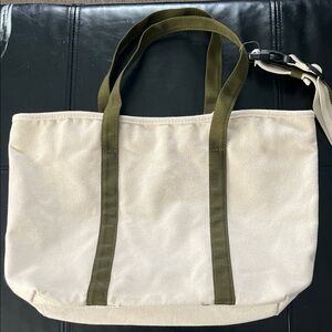 DSW Canvas Tote Bag with Olive Green Straps & Shoulder Strap NWOT